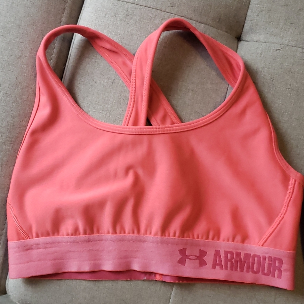 UA sports bra
